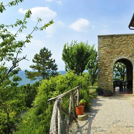 Toppo Di Moro Sleeps 5 Pool Wifi Polvano